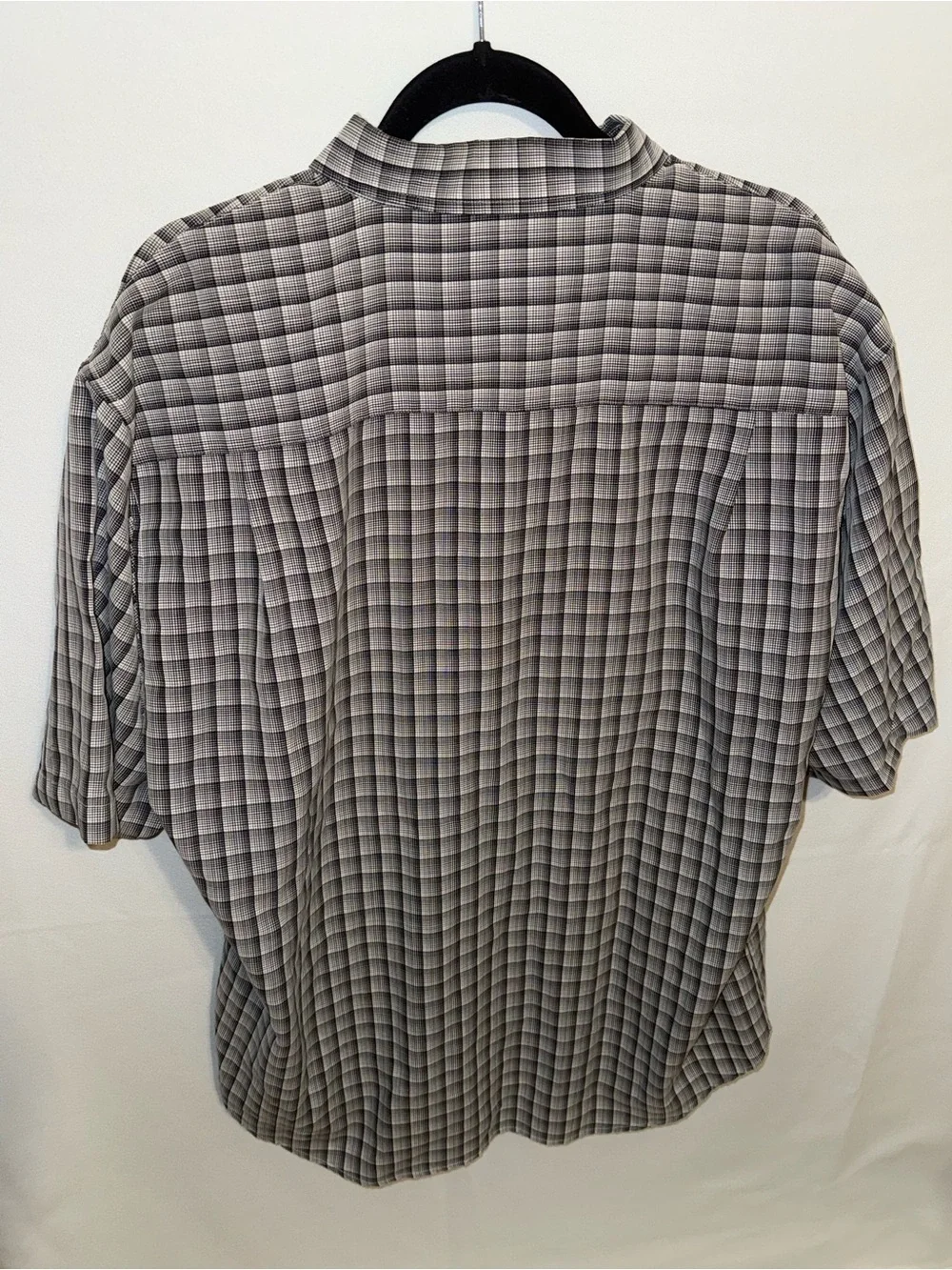 Men's Bugatchi Uono Short-Sleeve Black/White Plaid Button-Up Shirt - Size Large